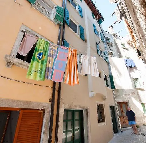 Oscar Iv With Terrace And Sea View * Rovinj