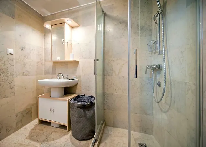 Oscar Iv With Terrace And Sea View * Ρόβινι